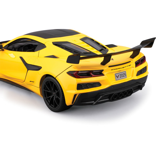 2025 C8 Corvette ZR1 - Yellow Alt Image 6