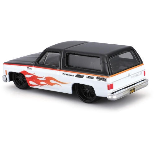 COE Custom Flatbed & 1979 K5 Blazer Alt Image 5