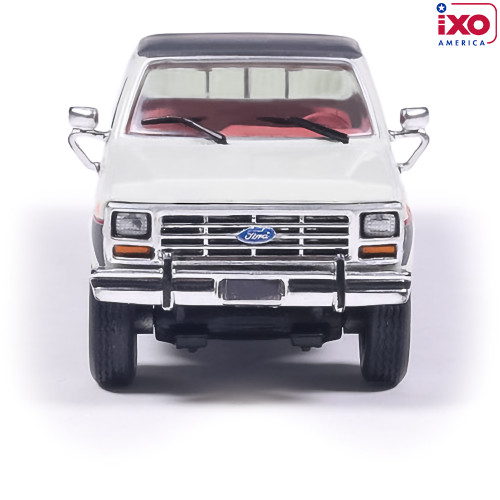 1986 Ford F-150 XLT Lariat Long Bed Styleside 4X2 - Colonial White Tu-Tone Alt Image 5