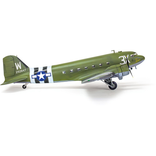 C-47 Skytrain 1/48 Kit Alt Image 1