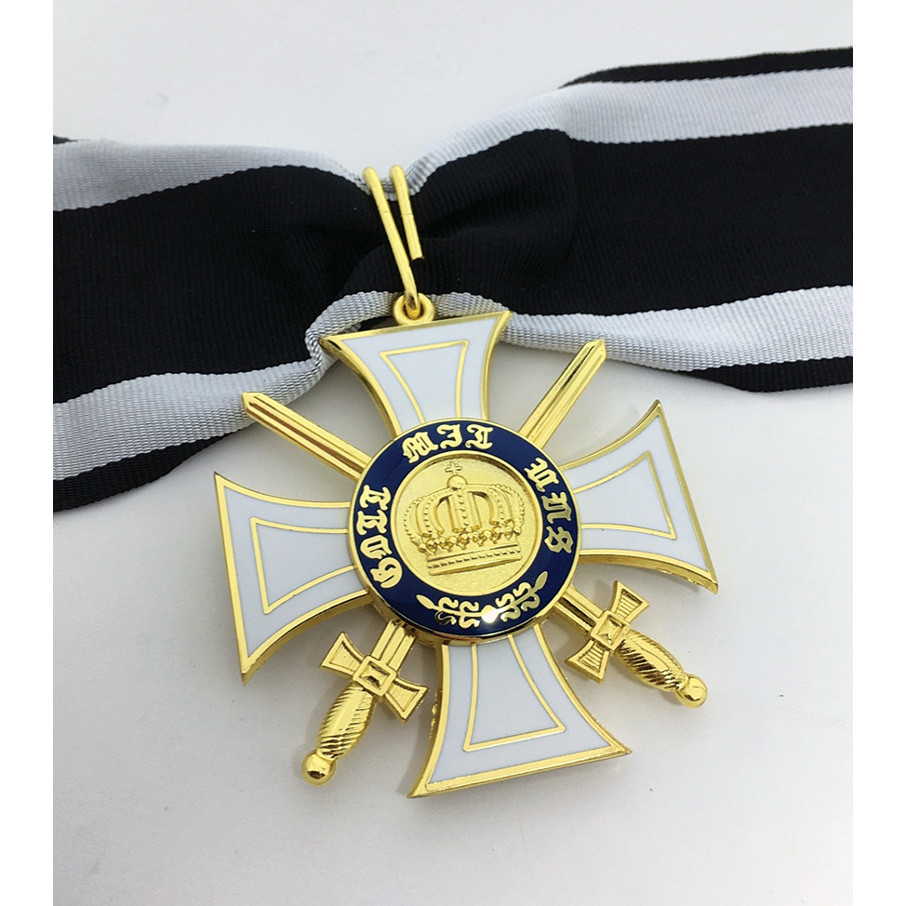Prussian Order of the Crown 2nd Class with Swords Medal Main Image