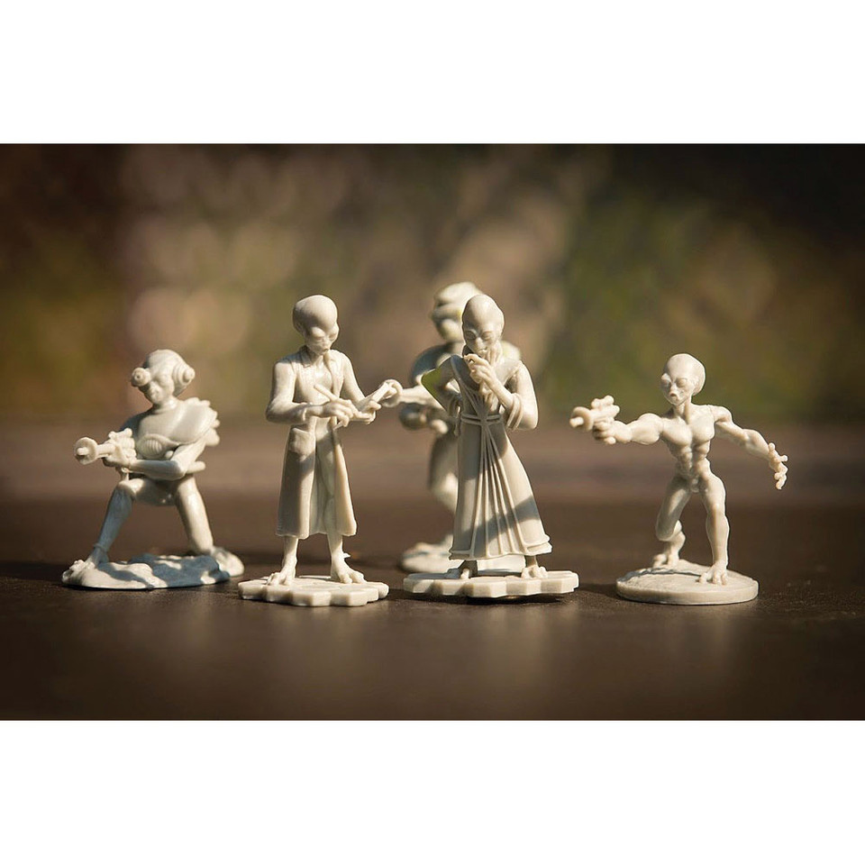 The Aliens Are Here! 1/30 Figure Set Main Image