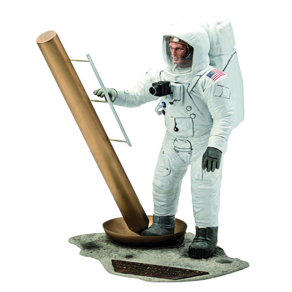 Apollo 11 Astronaut on the Moon 1/8 Kit Main Image