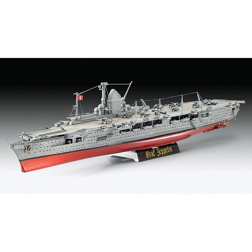 German Aircraft Carrier Graf Zeppelin 1/720 Kit Main Image