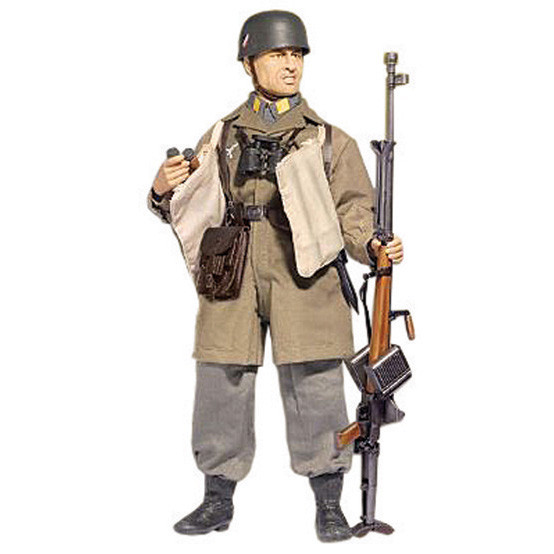 Fallschirmjaeger PzB Gunner 1/6 Figure Main Image