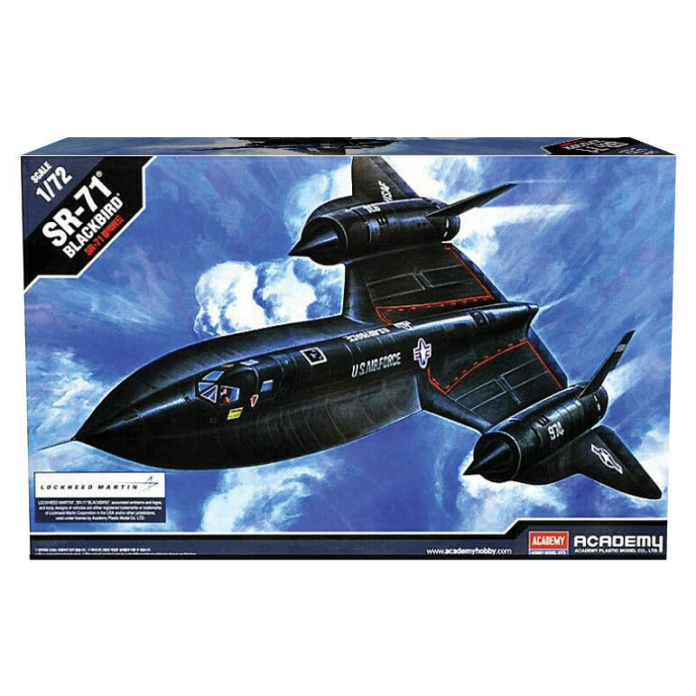 SR-71 Blackbird 1/72 Kit Main Image