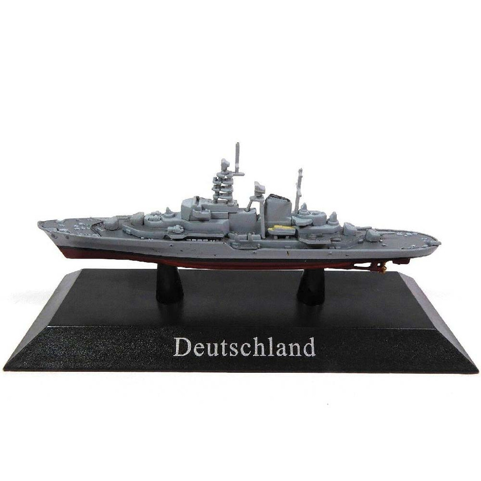 Cruiser Deutschland 1/1250 Die Cast Model Main Image