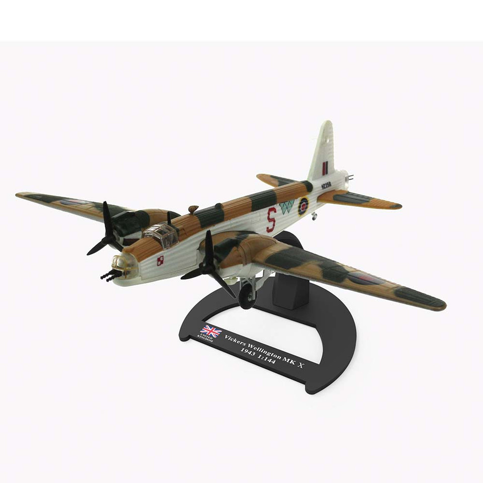 Vickers Wellington Mk.X 1/144 Die Cast Model No. 304 (Polish) Squadron, RAF Coastal Command, 1943 Main Image