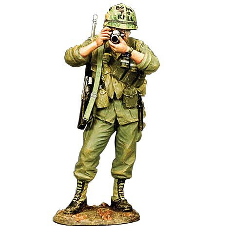 Vietnam War Photographer 1/30 Figure Main Image