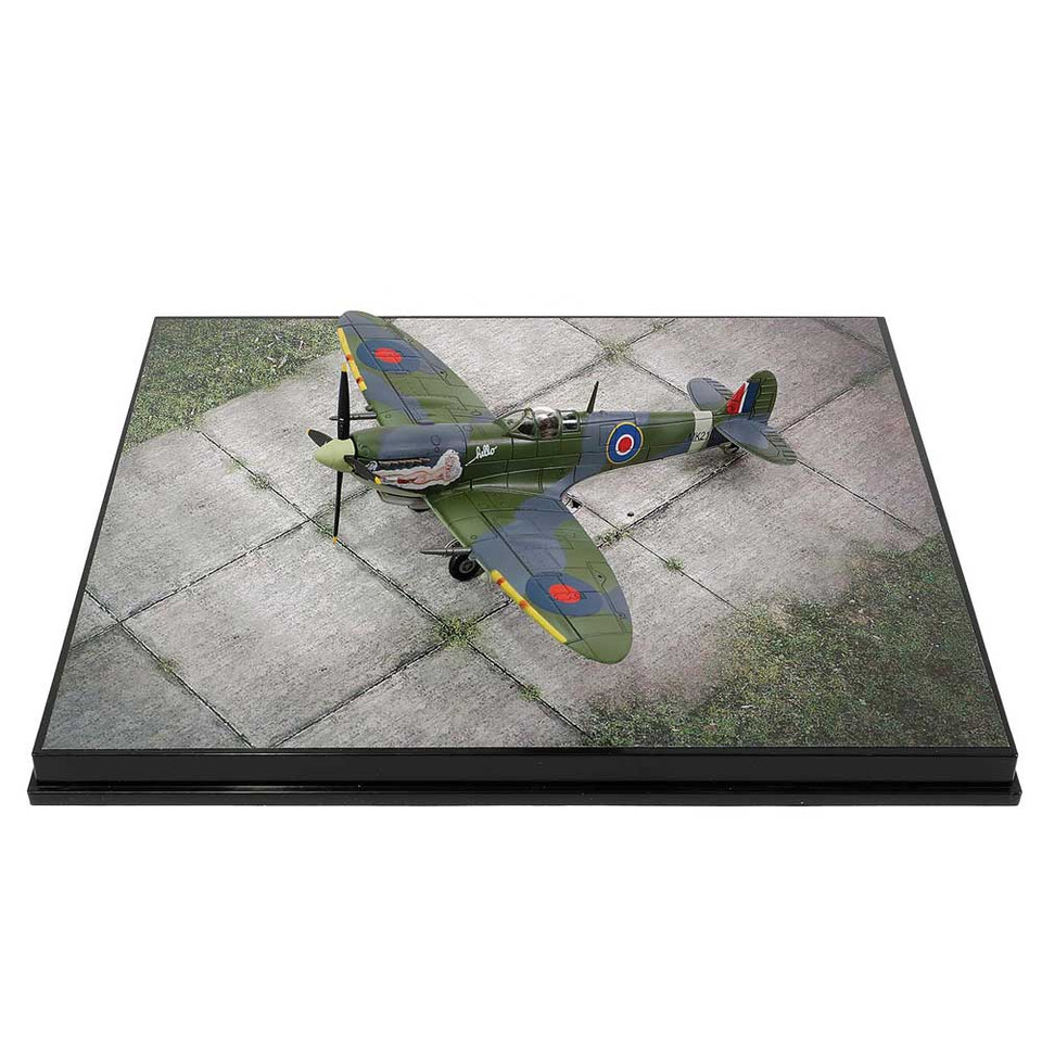 Supermarine Spitfire Mk.IX 1/72 Die Cast Model - FOV-812005A MK 210, "Tolly Hello" Gustav E. Lundquist USAAF Test Pilot Main Image