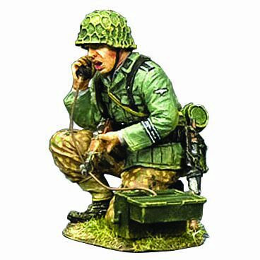 HJSS Kneeling Signaller 1/30 Figure King and Country (WS371) Main Image