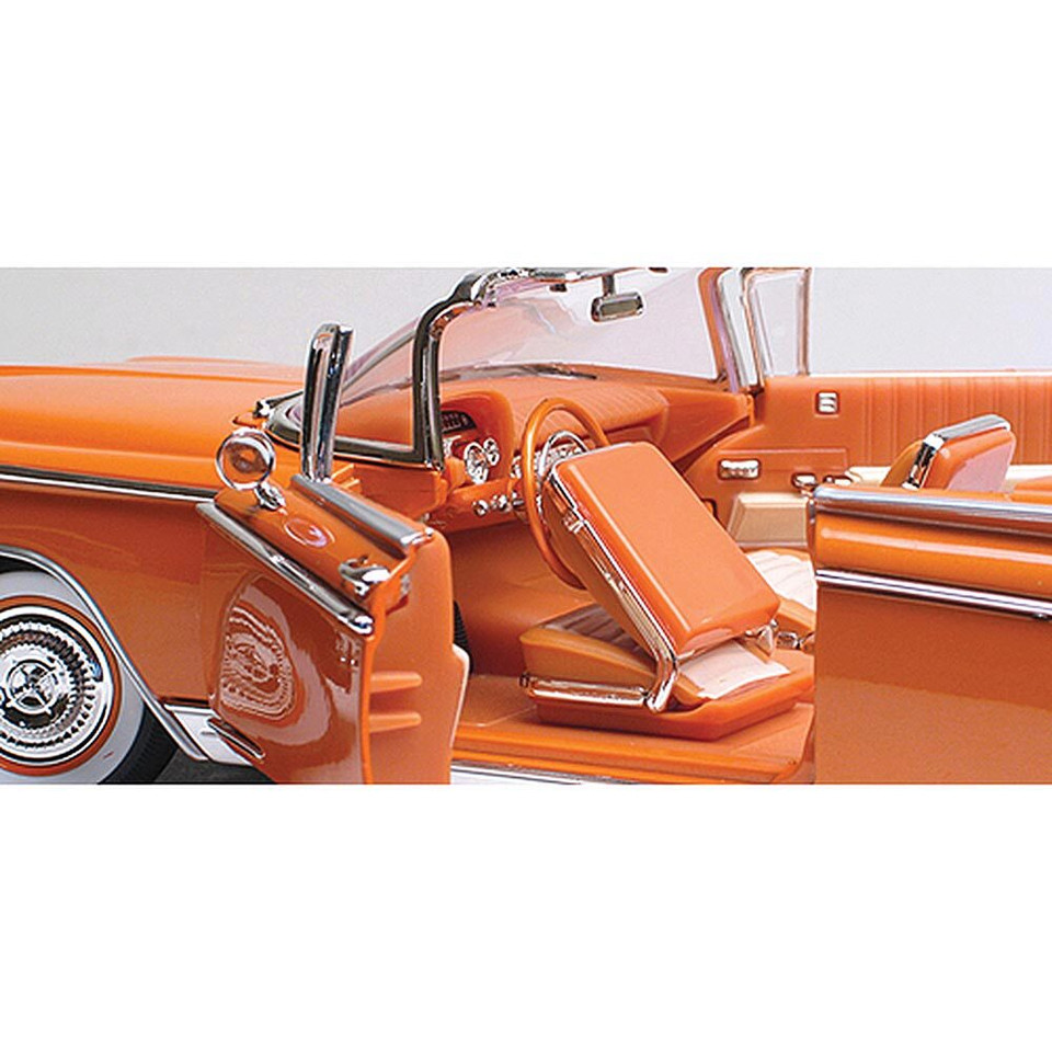 1959 Buick Electra 225 Convertible - 1/18 Scale Main Image