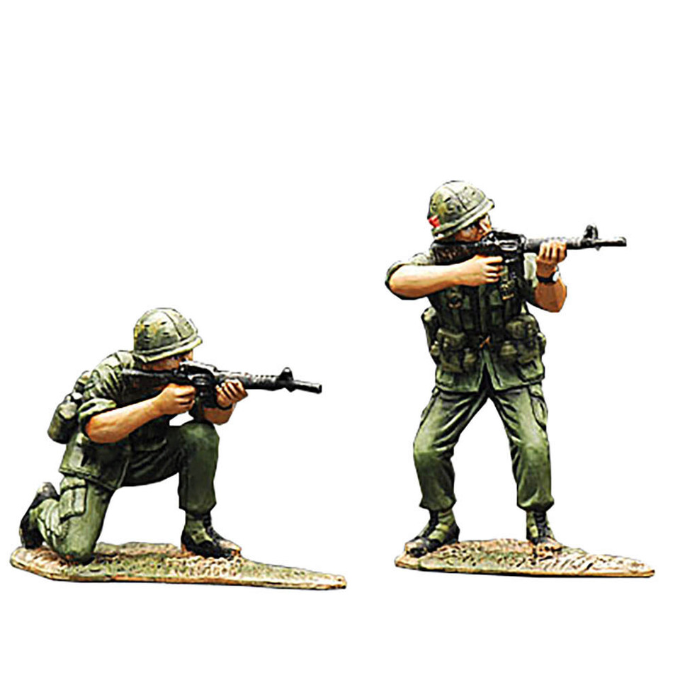 9th Air Cavalry Troopers Firing 1/32 Figure Set. Main Image