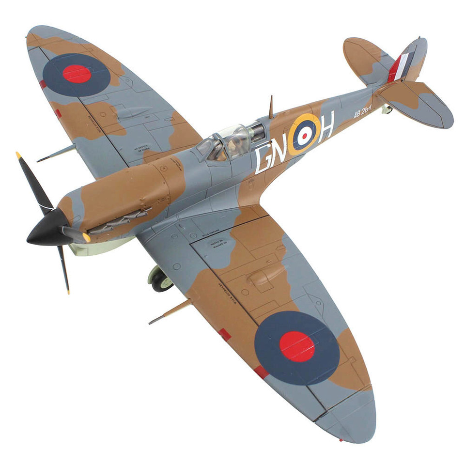 Spitfire Mk. Vb 1/48 Die Cast Model - HA7857  Robert "Buck" McNair (RCAF),No. 249 Sqn., RAF, Malta, 1942 Main Image