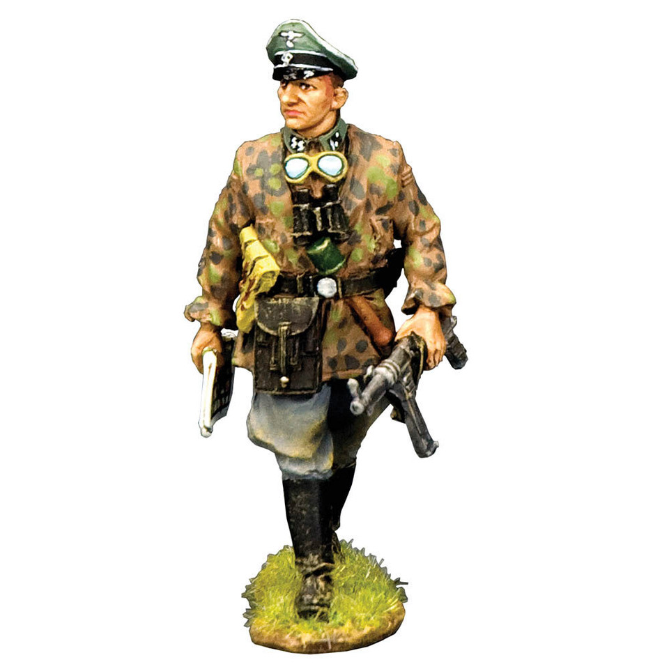 Marching Waffen-SS Officer 1/30 Figure K&C (WS394) Main Image