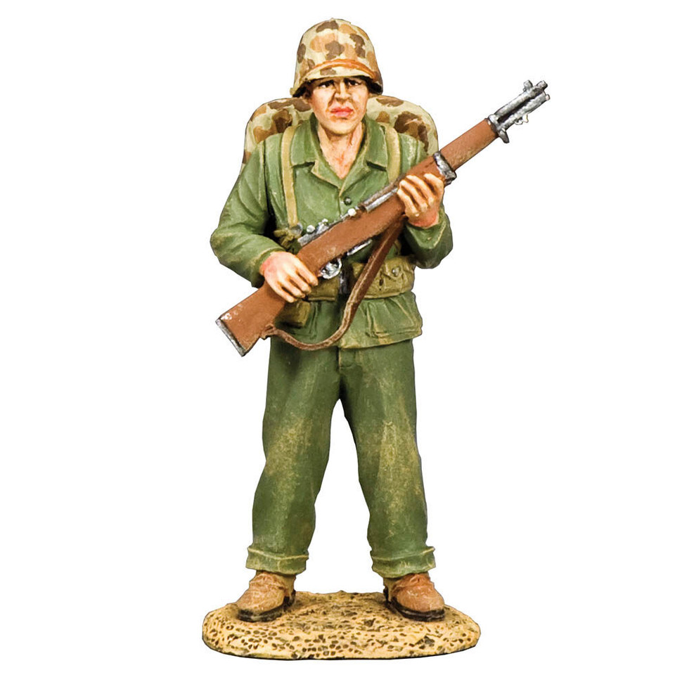 Standing Reading Marine 1/30 Figure King & Country (USMC064) Main Image