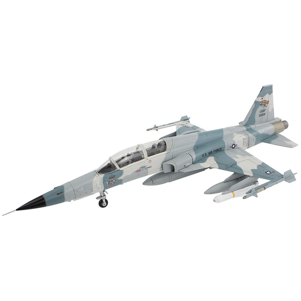 F-5F Tiger II 1/72 Die Cast Model - HA3377 58th TTW USAF Williams AFB 1979 Main Image
