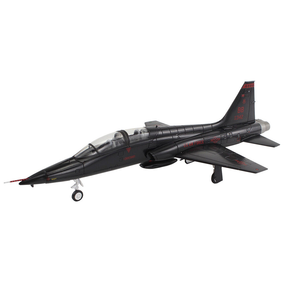 T-38A Talon 1/72 Die Cast Model - HA5411 1st RS/9th RW Beale AFB 2006 Main Image