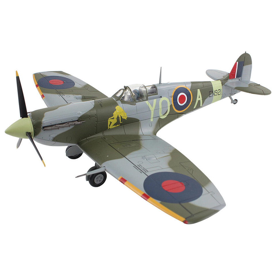 Spitfire Mk. Vb 1/48 Die Cast Model - HA7862 F/O Jack Sheppard No. 401 Sqn. (RCAF) 1943 Main Image