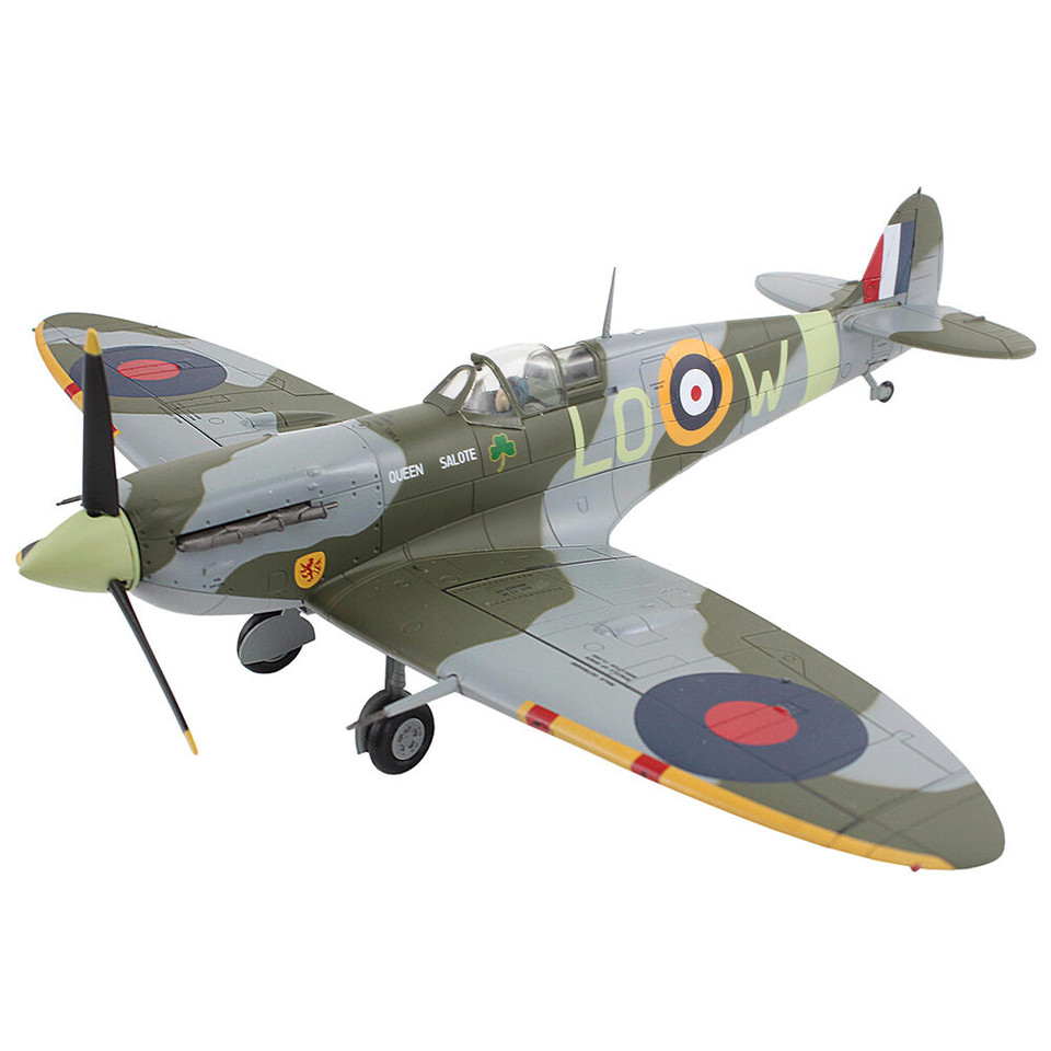 Spitfire Mk. 1/48 Die Cast Model  - HA7861 Sqn. Ldr. 'Paddy' Finucane No. 602 Sqn. 1942 Main Image