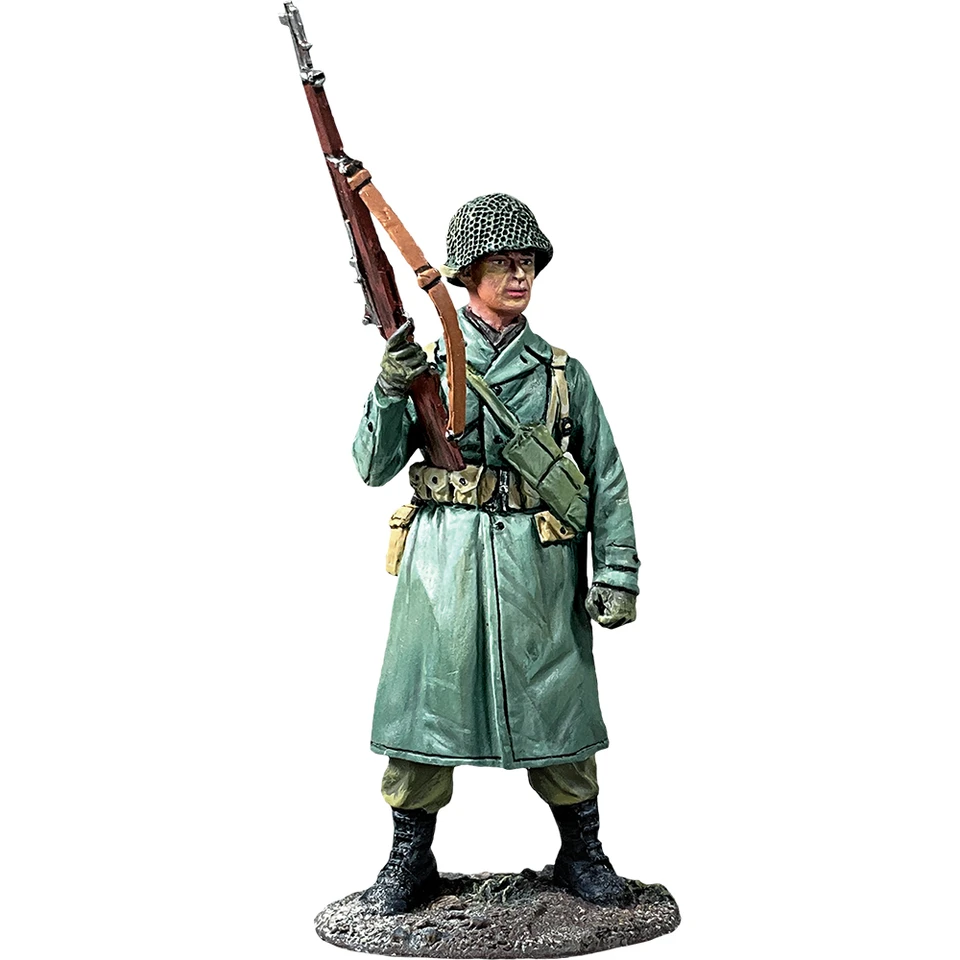 U.S. Infantry in Raincoat Standing with M1 1/30 Figure William Britain (25237) Main Image