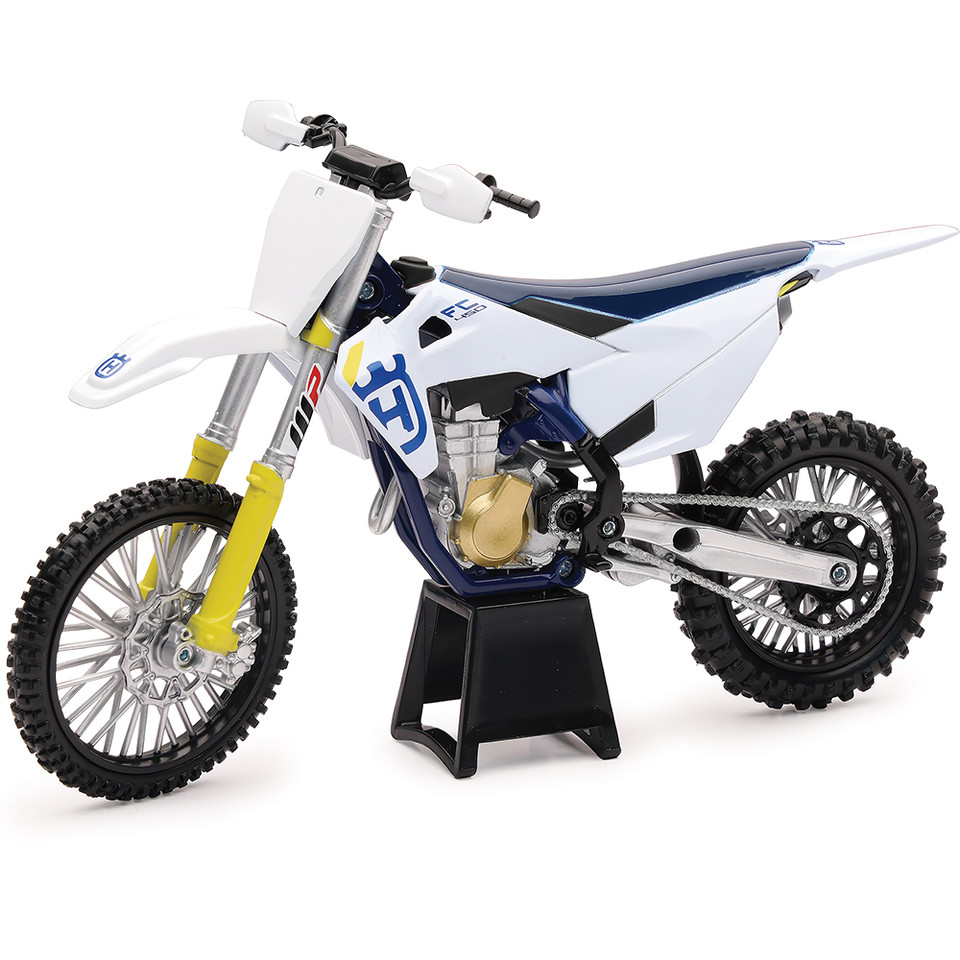 Husqvarna FC450 Motocross Main Image