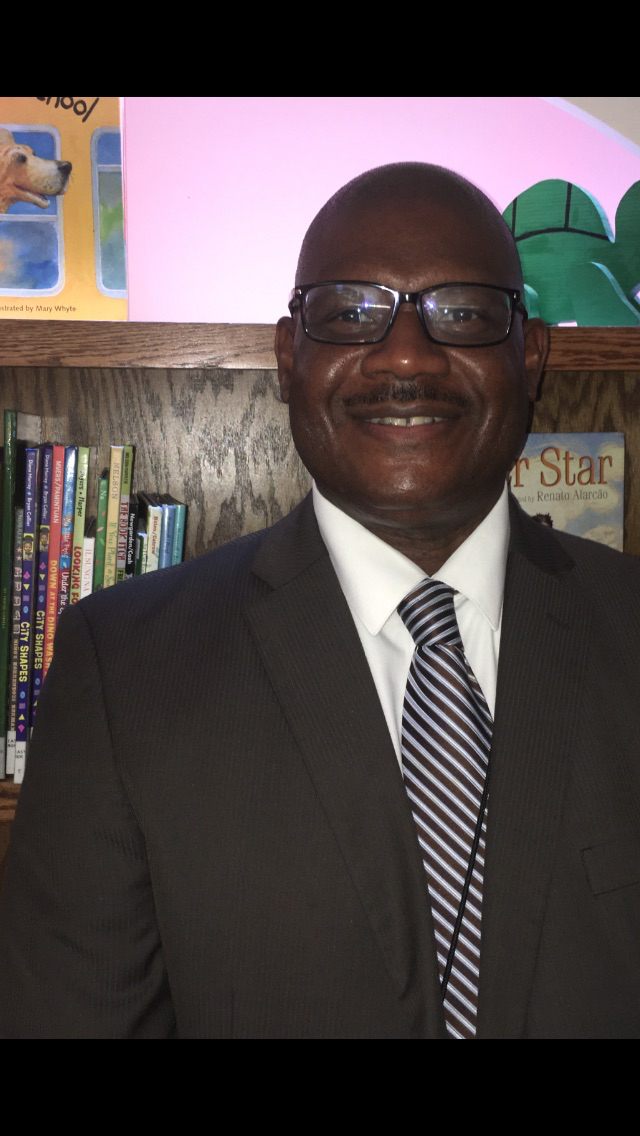 Tony Spruill Headshot