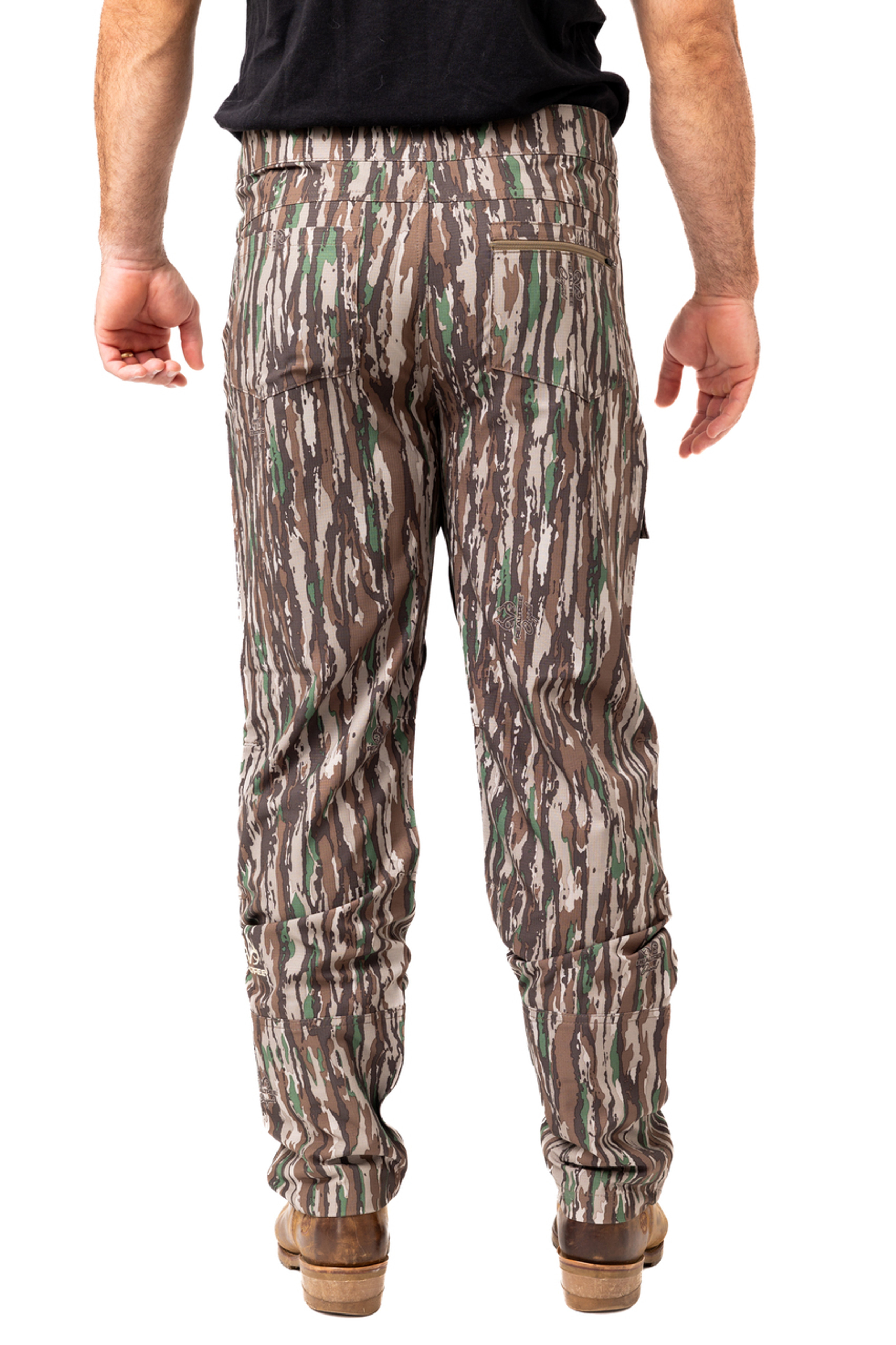 パンツ seesee buggy pants REAL TREE パンツ seesee buggy pants REAL TREE Shop Realtree Kids Camo