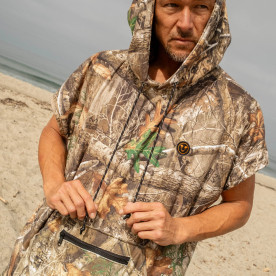 Catch Surf Camo Changing Towel | Realtree EDGE
