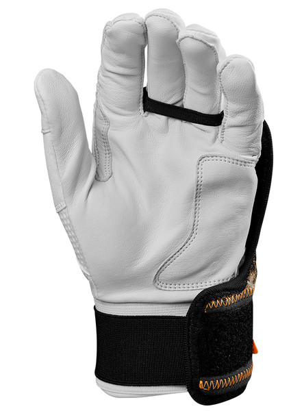 Open palm design maintains full bat control and feel.