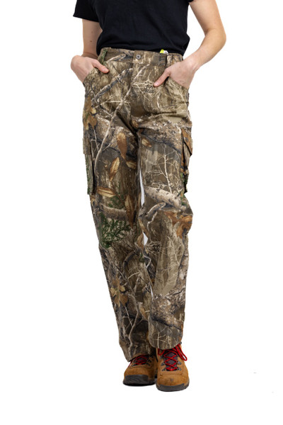 Women's Cargo 6 Pocket Hunting Pant in Realtree EDGE