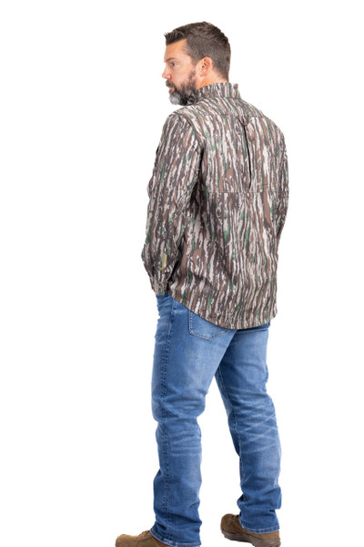 Rear view of Banded Men’s Badlander lightweight hunting shirt in Realtree Original camo.