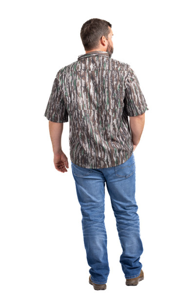 Men's Button Down Short Sleeve Poly Hunting Shirt | Realtree Original – full back view showing rear fit and camo pattern.