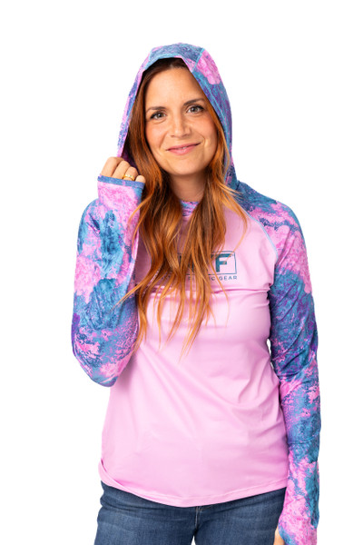 Realtree Fishing Women's Hot Pink Hooded Shirt | XTREME