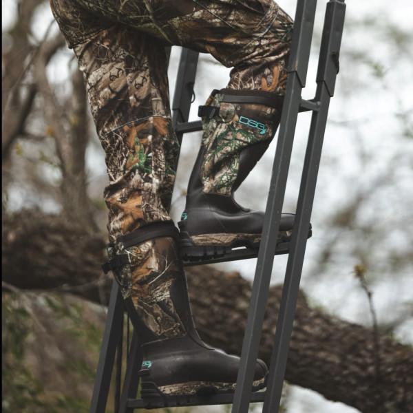 DSG Outerwear Women's Rubber Hunting Boots | Realtree EDGE
