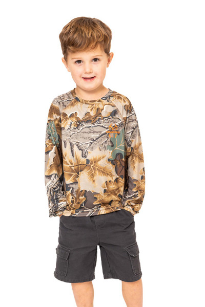 Full front view of the kid’s Realtree Advantage Classic long-sleeve camo shirt, displaying the detailed leaf and branch pattern.
