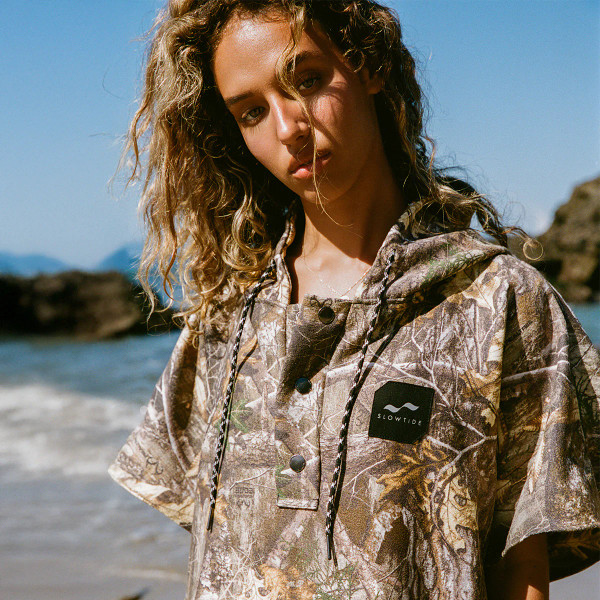 Slowtide Quick-Dry Camo Poncho | Realtree Edge