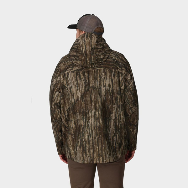 Back view of Frogg Toggs Oxbow jacket in Realtree Legacy camo with adjustable hood and full back coverage.