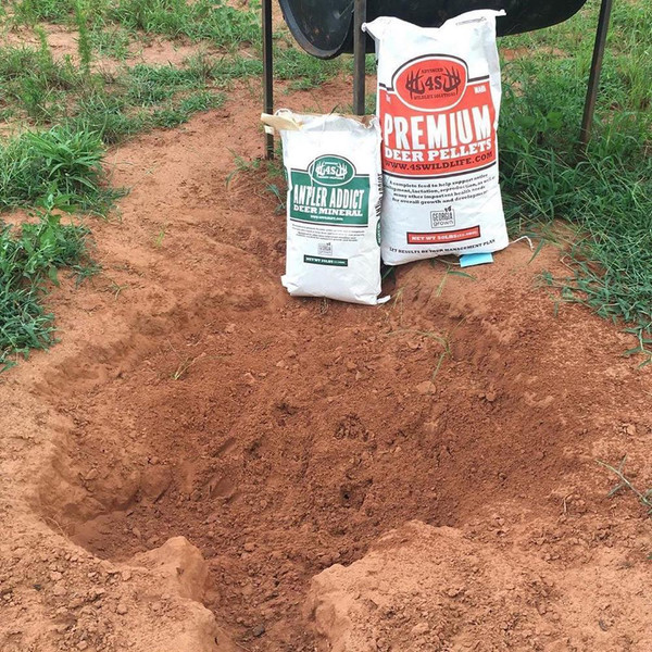 4S Advanced Wildlife Solutions Antler Addict Deer Mineral Bag