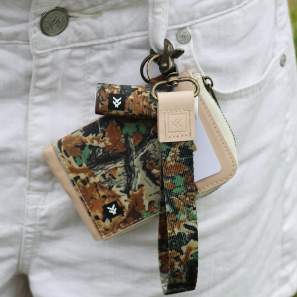 Thread Camo Wrist Lanyard |  Realtree Advantage Classic