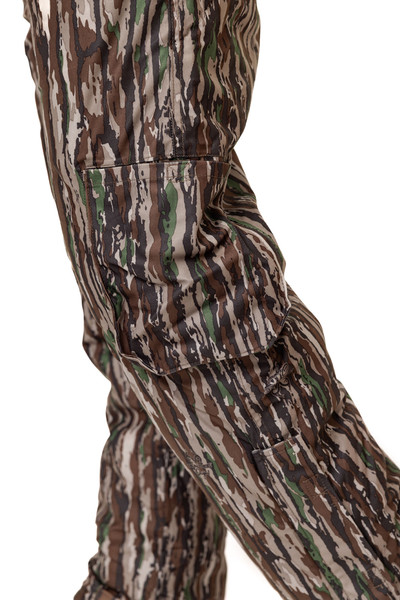 Men's Big Game Water Resistant Insulated Hunting Bibs in Realtree Original 