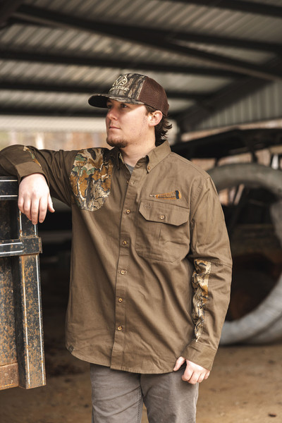 Men's Icon Button Down Camo Shooting Shirt | Realtree Advantage Classic