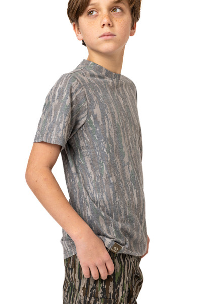 Kids Tri Blend Short Sleeve Crew Neck Camo Shirt in Realtree Original 