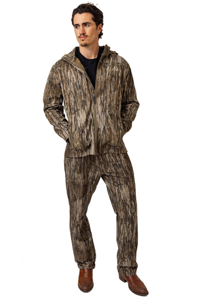 Full-body view of men’s Realtree Legacy pants paired with matching camo jacket.