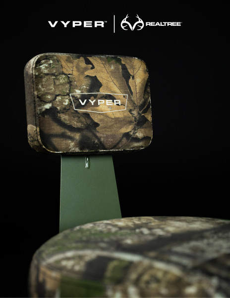 Close-up of camo padded backrest with Vyper logo detail.