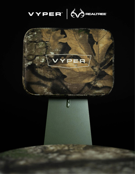 Side detail of Vyper camo hunting chair seat and backrest in Realtree APX pattern.