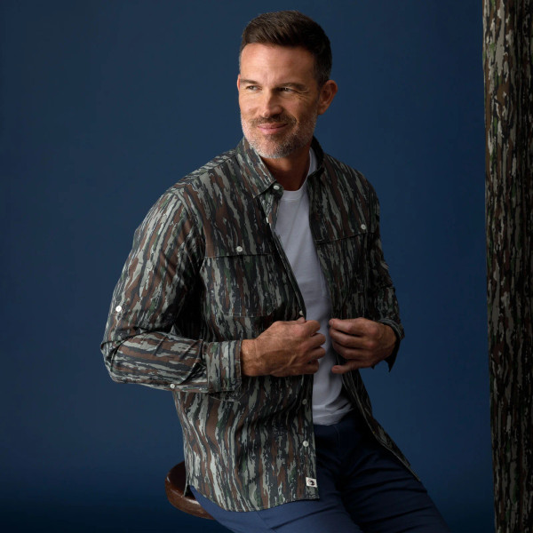 Duck Head Men's Long Sleeve Performance Dobby Guide Shirt | Realtree Original