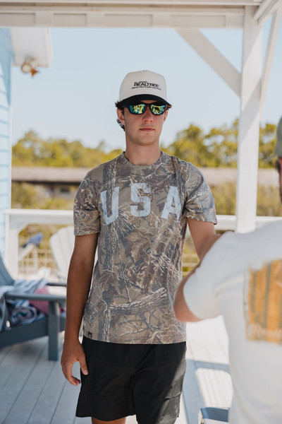 Unisex USA Faded Camo Shirt | Realtree Xtra Grey