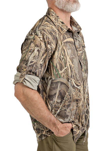 Men's Button Down Long Sleeve Hunting Shirt in Realtree MAX-7