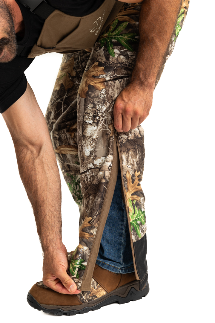 Realtree Men's Timber Camo Pro Staff Insulated Waterproof Hunting Bib Overalls | Size XL, Green